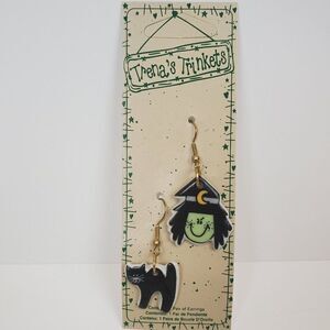 Trena's Trinkets Vintage 90s NOS Halloween Black Cat Witch Ceramic Hook Earrings
